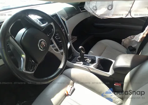 2013 Cadillac Srx Luxury Collection z USA, uszkodzony, nr VIN 3GYFNGE3XDS577232